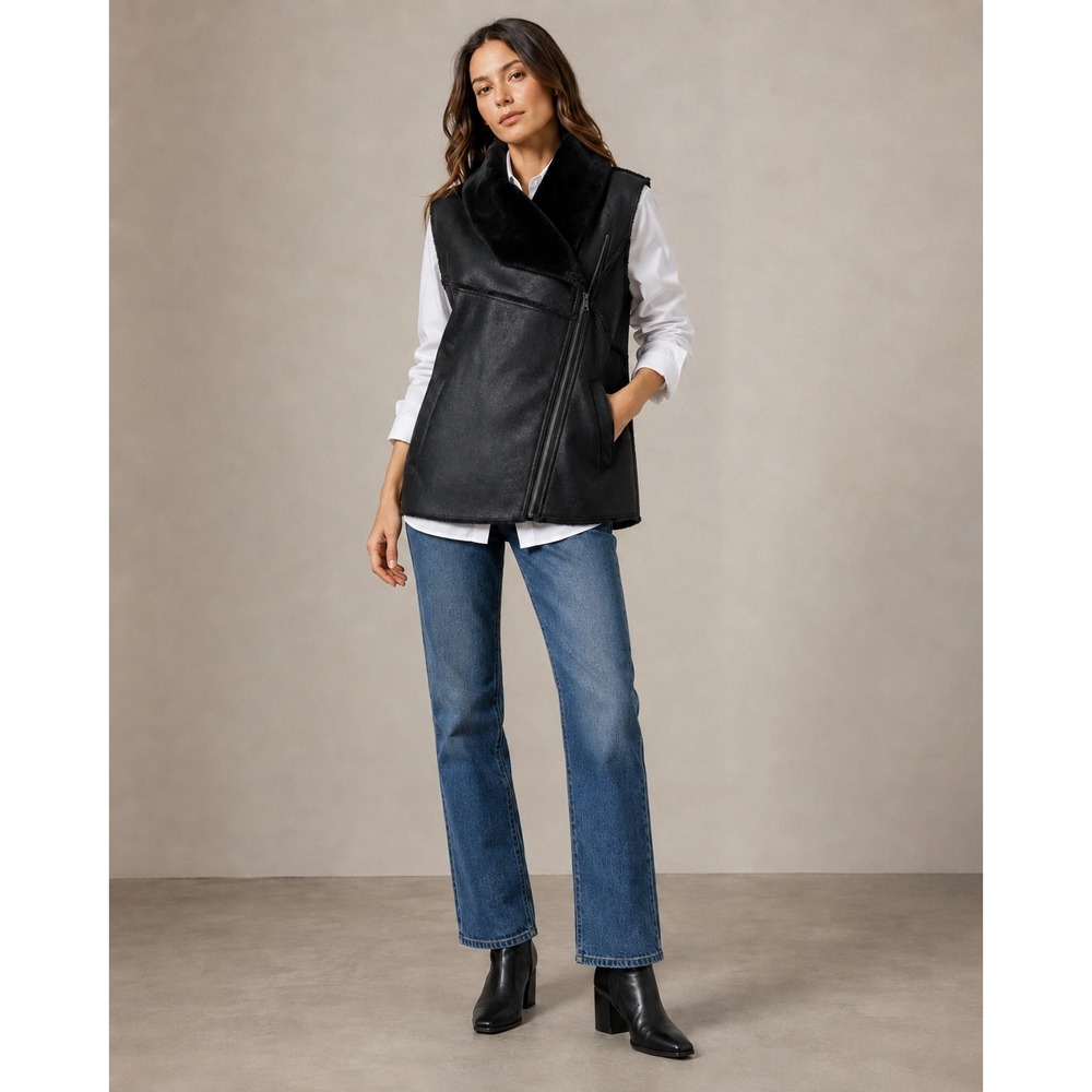 Cupcakes and Cashmere Faux Shearling Vest Size M Black Moto Aviator Quiet Luxury
